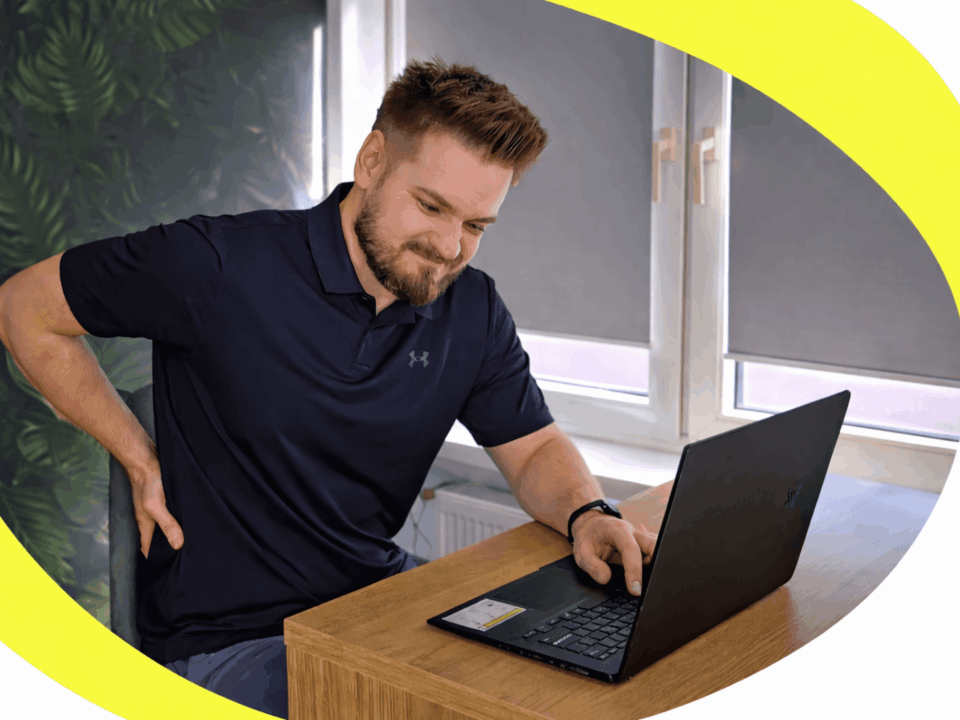 ból-pleców-praca-siedząca